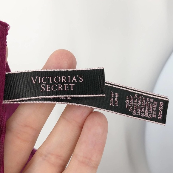 Victoria's Secret Women's Push Up Bra Size 32C Berry Purple T Back Front Close - Picture 8 of 10